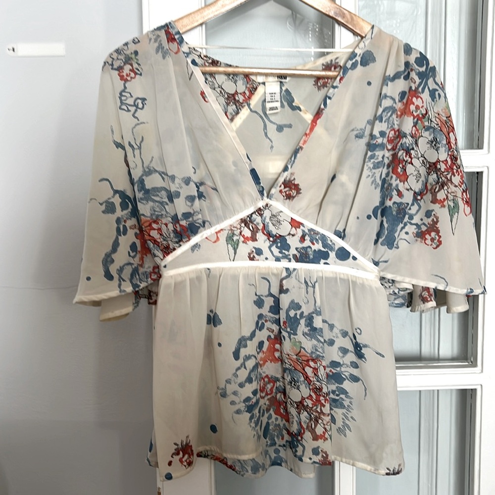 H&M women’s top